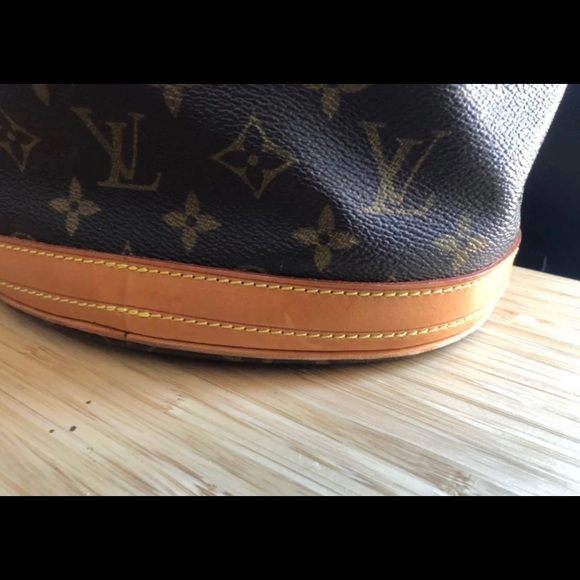 Auth Louis Vuitton Bucket PM - Picture 8 of 11